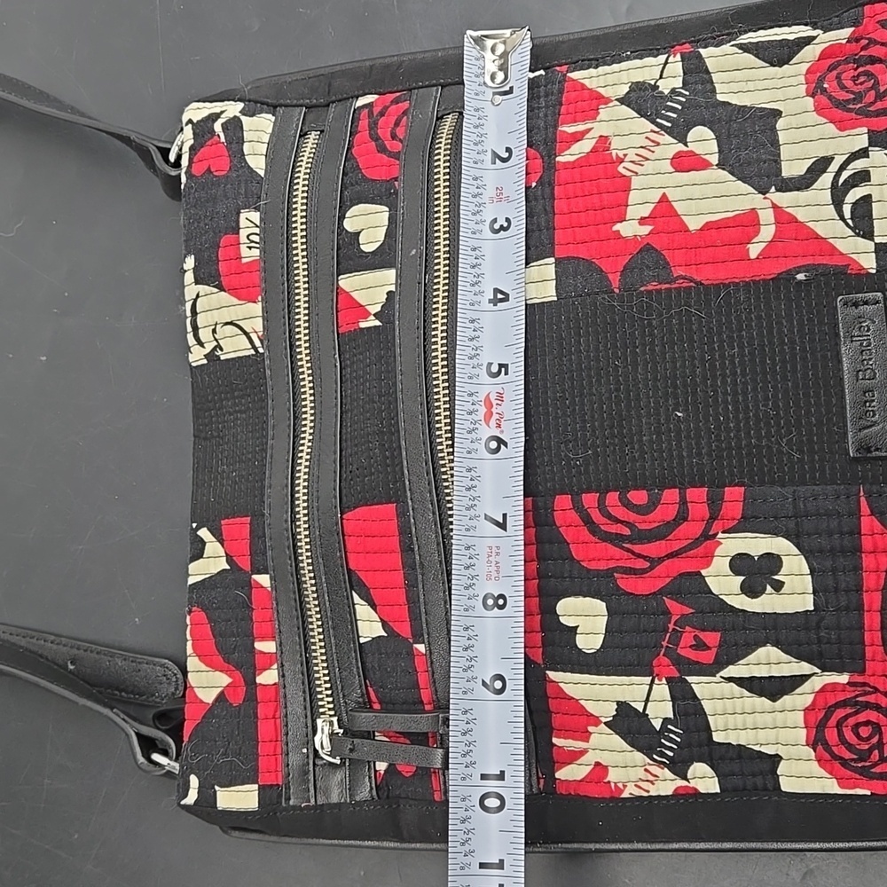 Vera Bradley Crossbody x Disney Alice in Wonderland Crossbody Bag - Picture 5 of 10